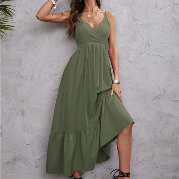 Green cami maxi dress - Picture 6 of 6